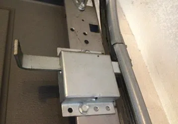 Layton UT Locksmith Store Layton, UT 801-494-5621 - 9-Garage-Door-Locks